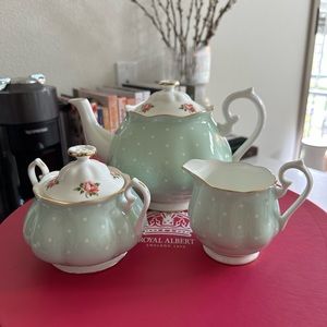 Royal Albert Polka Rose 3-piece Tea Set